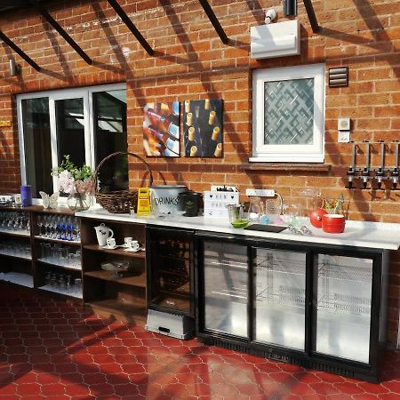 South View Country House Sleeps 12 - Hot Tub - Views Henley-in-Arden Exterior photo